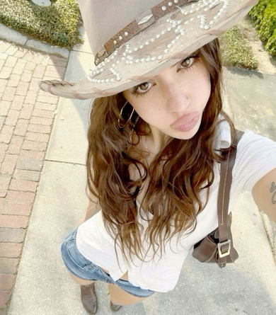 Mia
